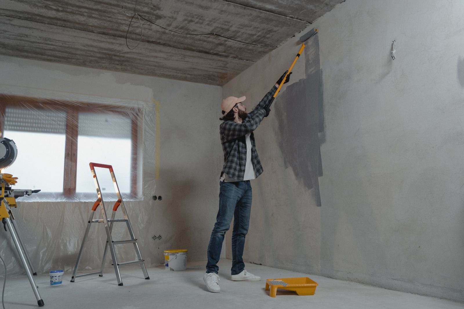Careful preparation and wall painting